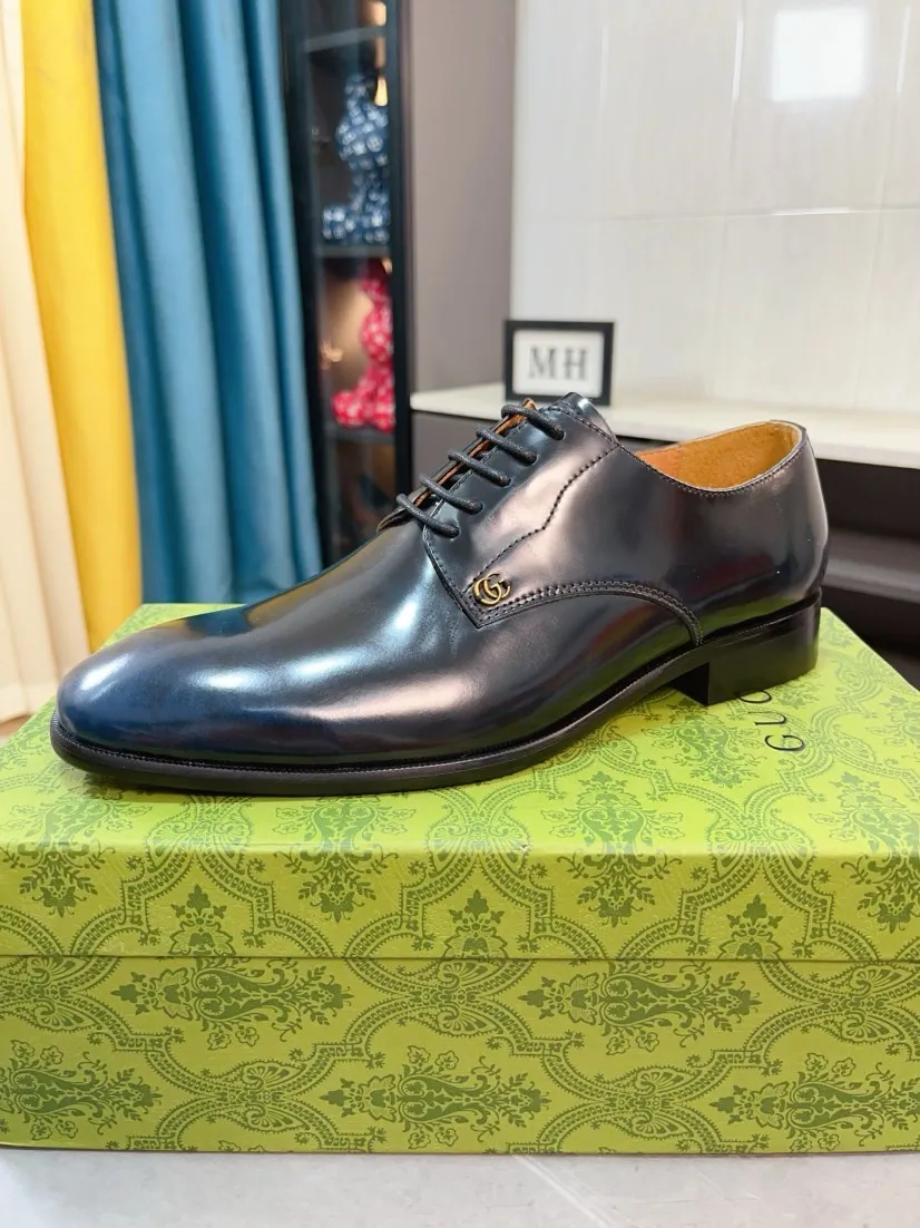 Men's Men's Shoes 💰520🌹🌹Niuli [GUCCI Gucci] A new style of formal men's leather shoes is coming~ The original quality upper is made of patent leather imported from Italy, the leather is soft and delicate, comfortable and soft first-layer cowhide lining, rubber wear-resistant outsole, the shoe shape is dignified and domineering, and the luxury charm cannot be concealed! The natural and free nouveau riche leads the trend. Code number: 38-44